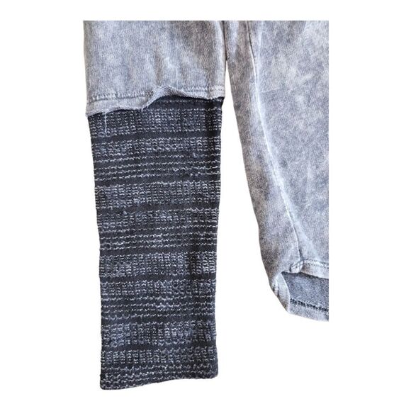 Venus Charcoal Gray Mineral Wash Hooded Pullover W/ Rhinestones Size S - Picture 3 of 5